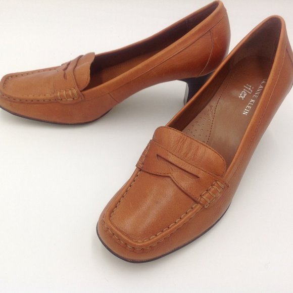Anne Klein high heel leather loafer in saddle tan - Picture 7 of 8